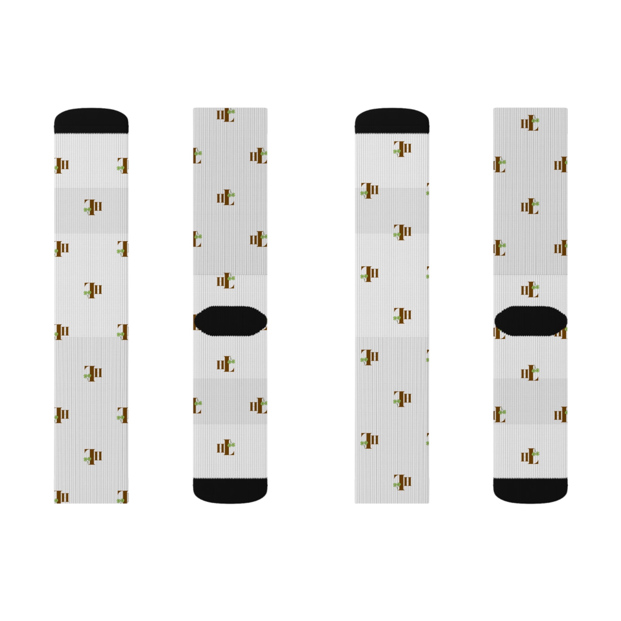The Lore Essentials Socks