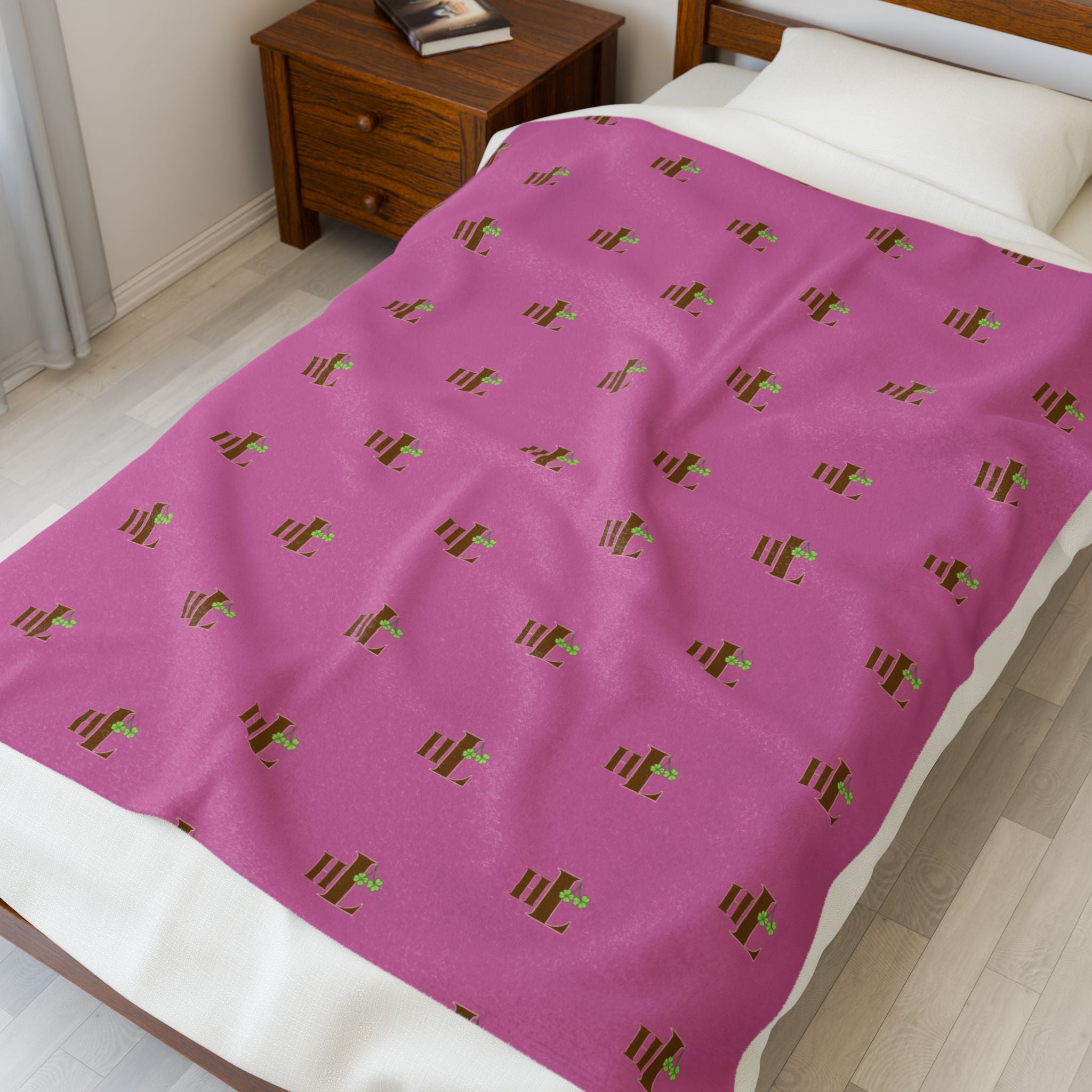 The Lore Luxe Blanket